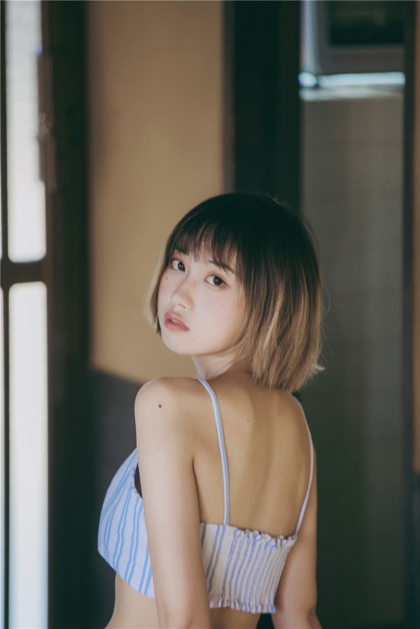 清纯少女美丽私房照