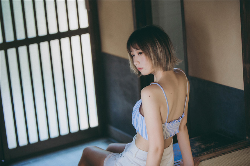 清纯少女美丽私房照