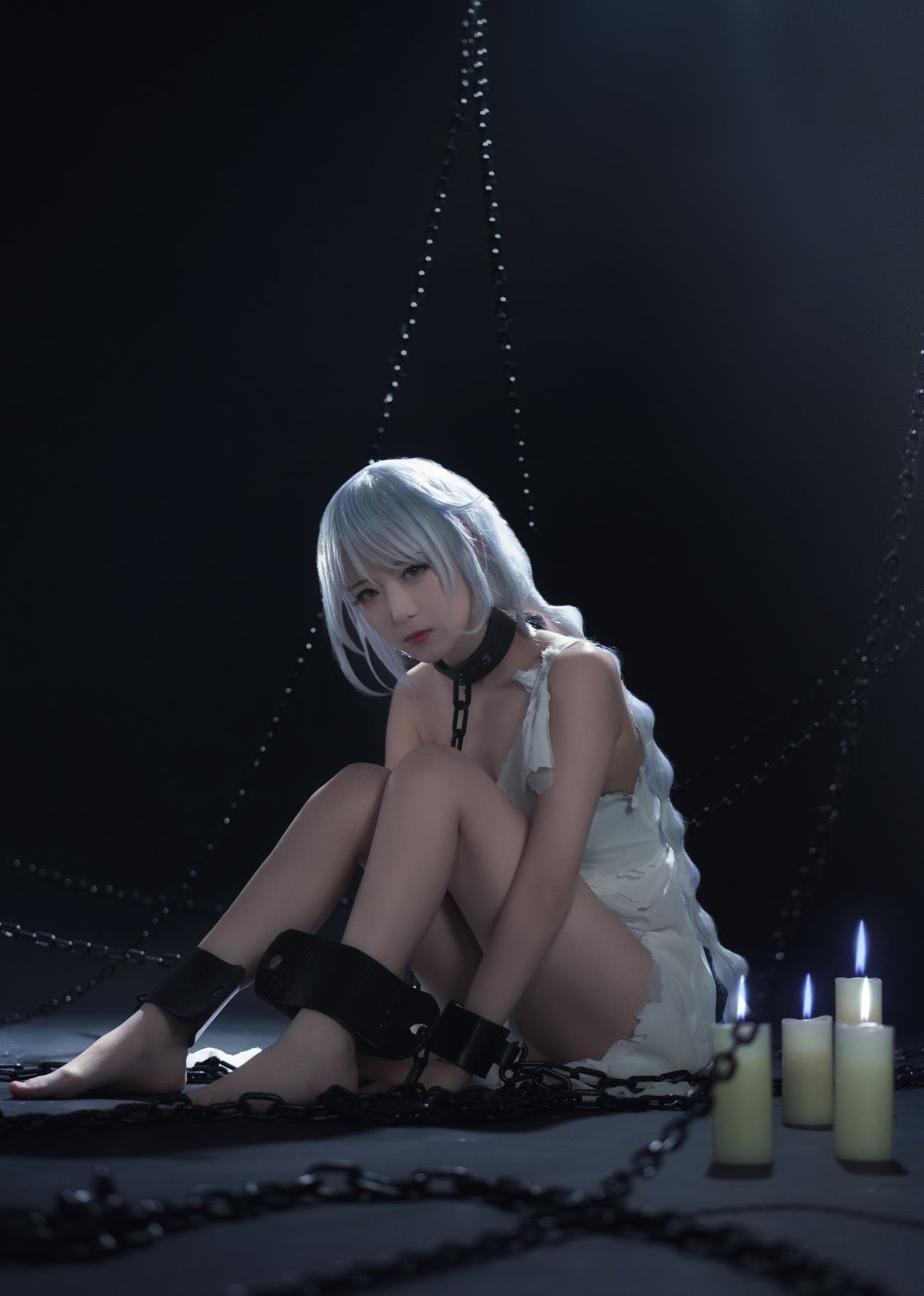 美女战士与阶下囚  鐵板燒鬼舞w 斯卡蒂