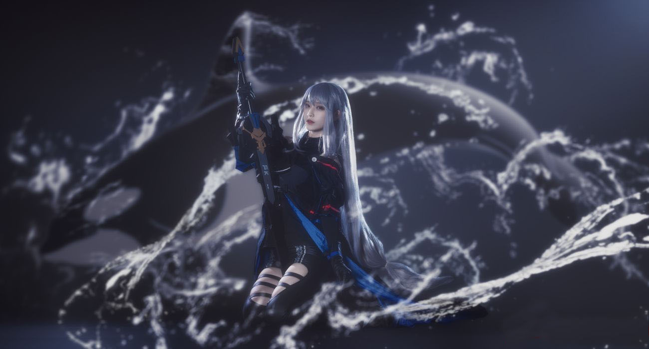 美女战士与阶下囚  鐵板燒鬼舞w 斯卡蒂