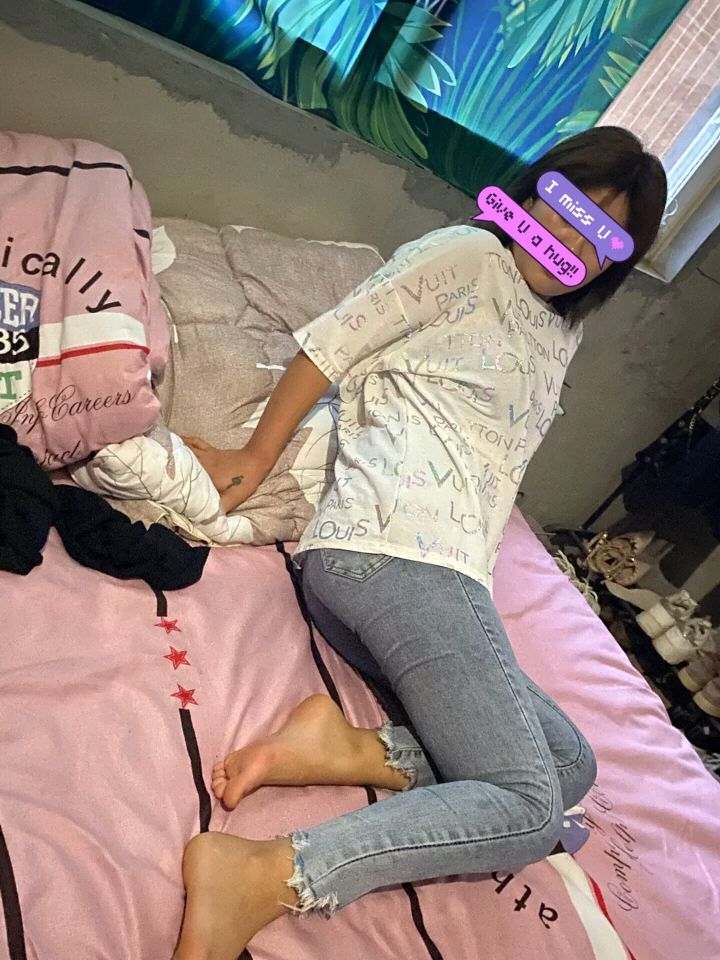 诱人美女的鲜嫩美脚