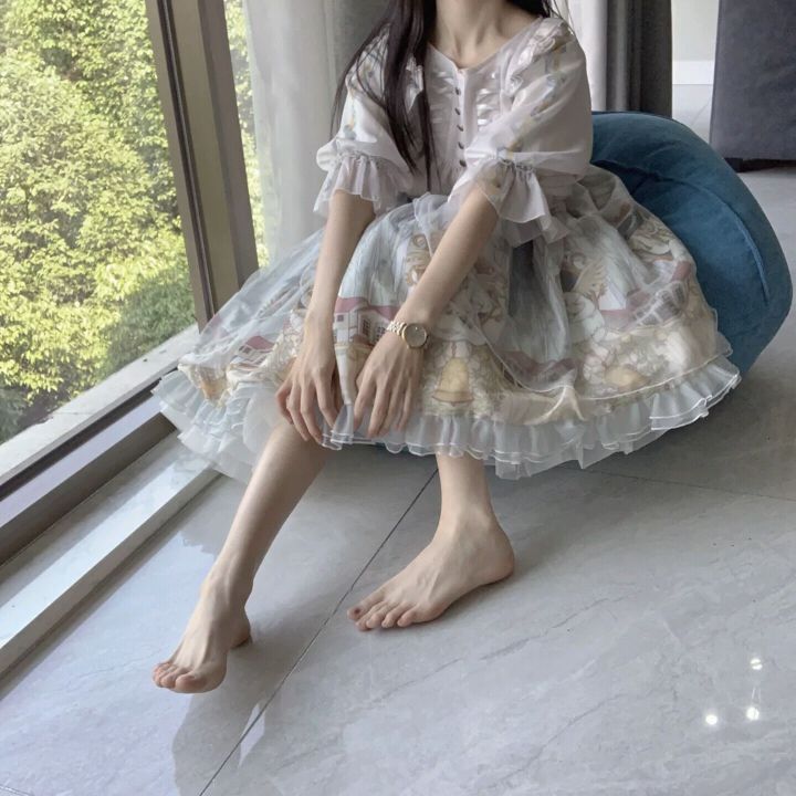 诱人美女的鲜嫩美脚