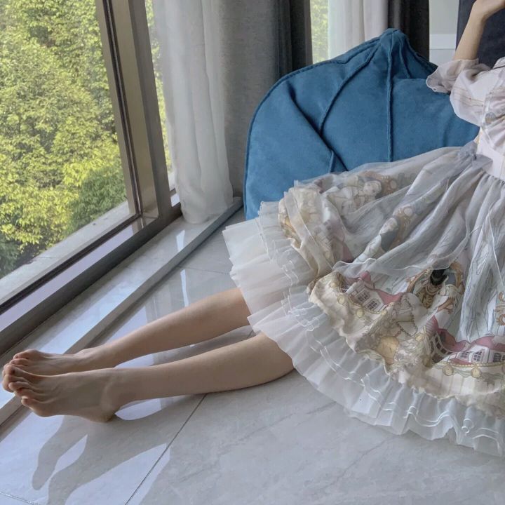 诱人美女的鲜嫩美脚