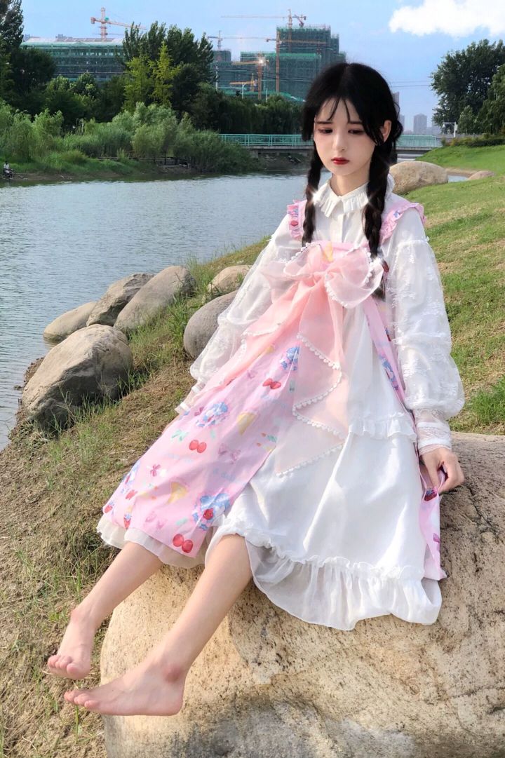 诱人美女的鲜嫩美脚