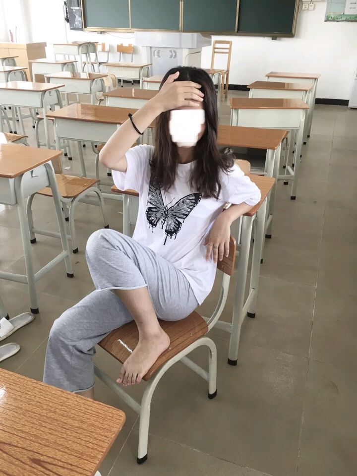 娇艳欲滴 令人眼馋的美足肉足