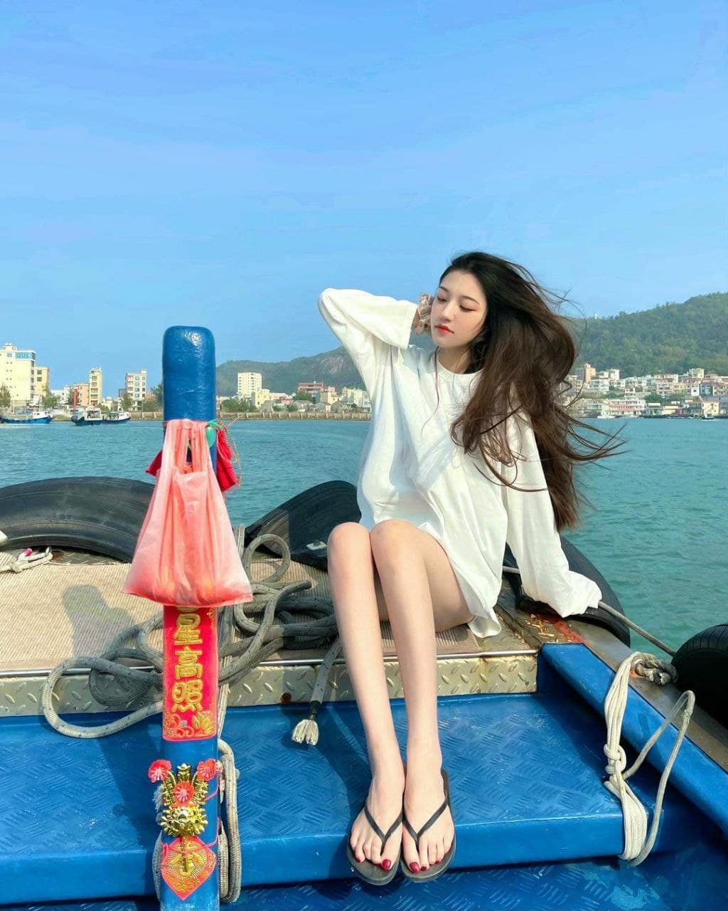 这么好看的美人美脚 真是让人垂涎三尺