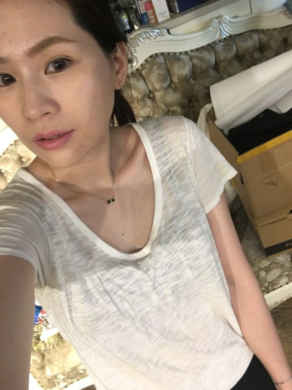 温州高颜值美少妇自拍流出，美乳粉木耳好身材