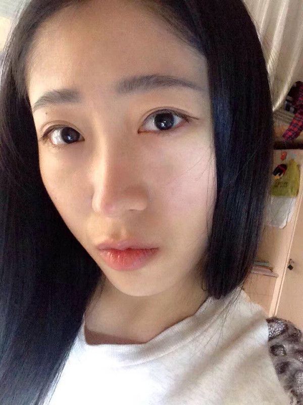 良家妹子发骚自拍