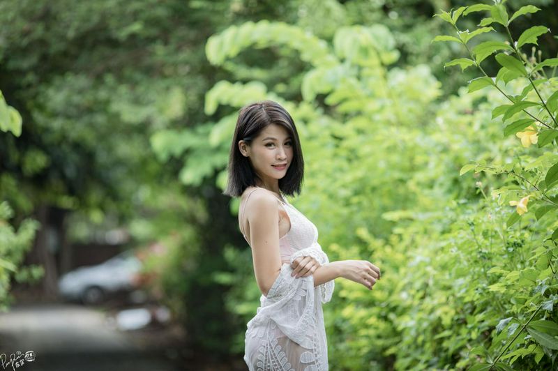 美腿高跟鞋外拍BeautifulsweetgirlPeeChang