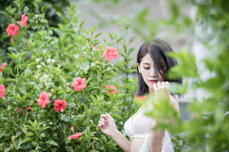 美腿高跟鞋外拍BeautifulsweetgirlPeeChang