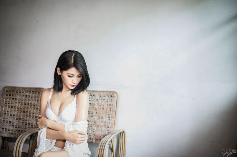 美腿高跟鞋外拍BeautifulsweetgirlPeeChang