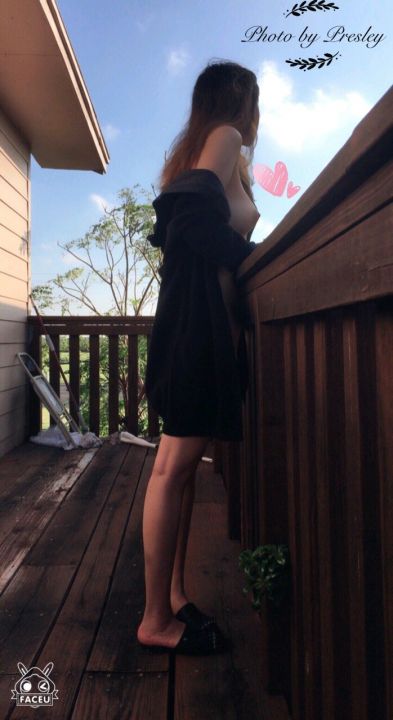 骚浪小姐姐大胆户外露出系列