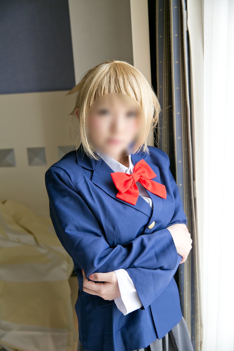 老色批们的最爱，无非就是：幼齿萝莉粉咪咪，吹箫内射嫩屄屄