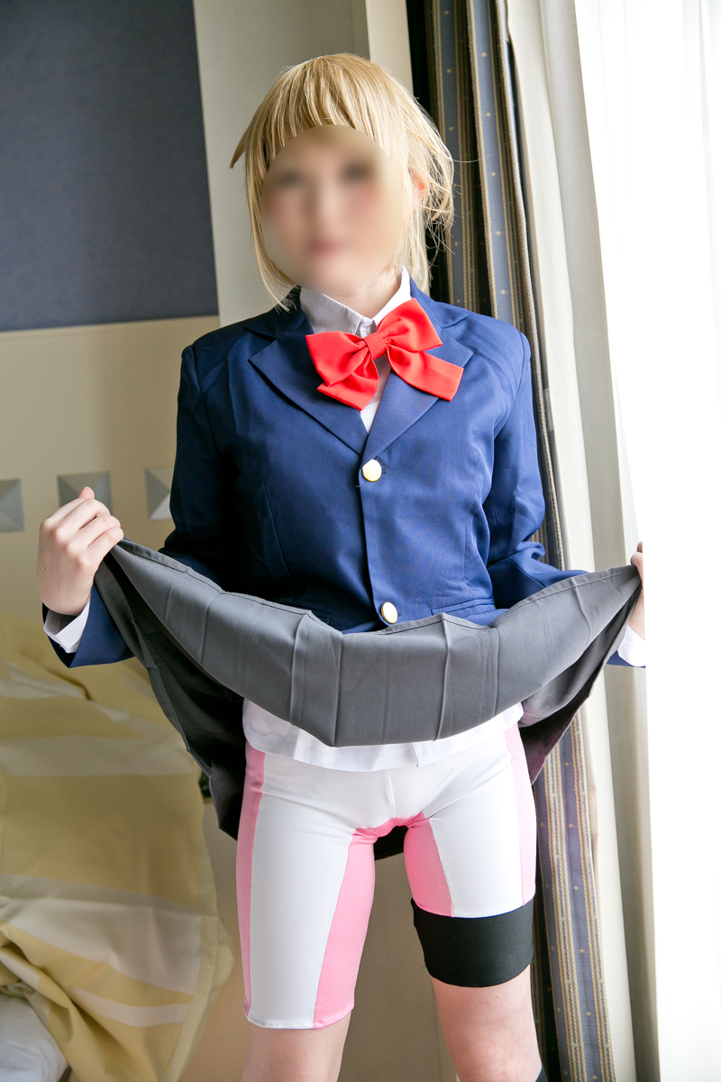 老色批们的最爱，无非就是：幼齿萝莉粉咪咪，吹箫内射嫩屄屄