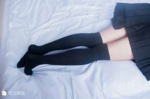 爱暴露的女生