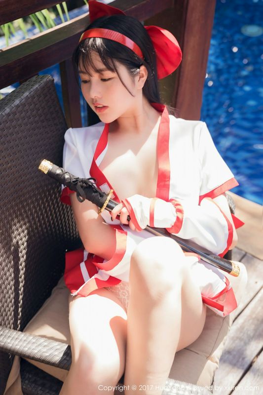 我的大奶女友小依番外篇１消失的十分钟