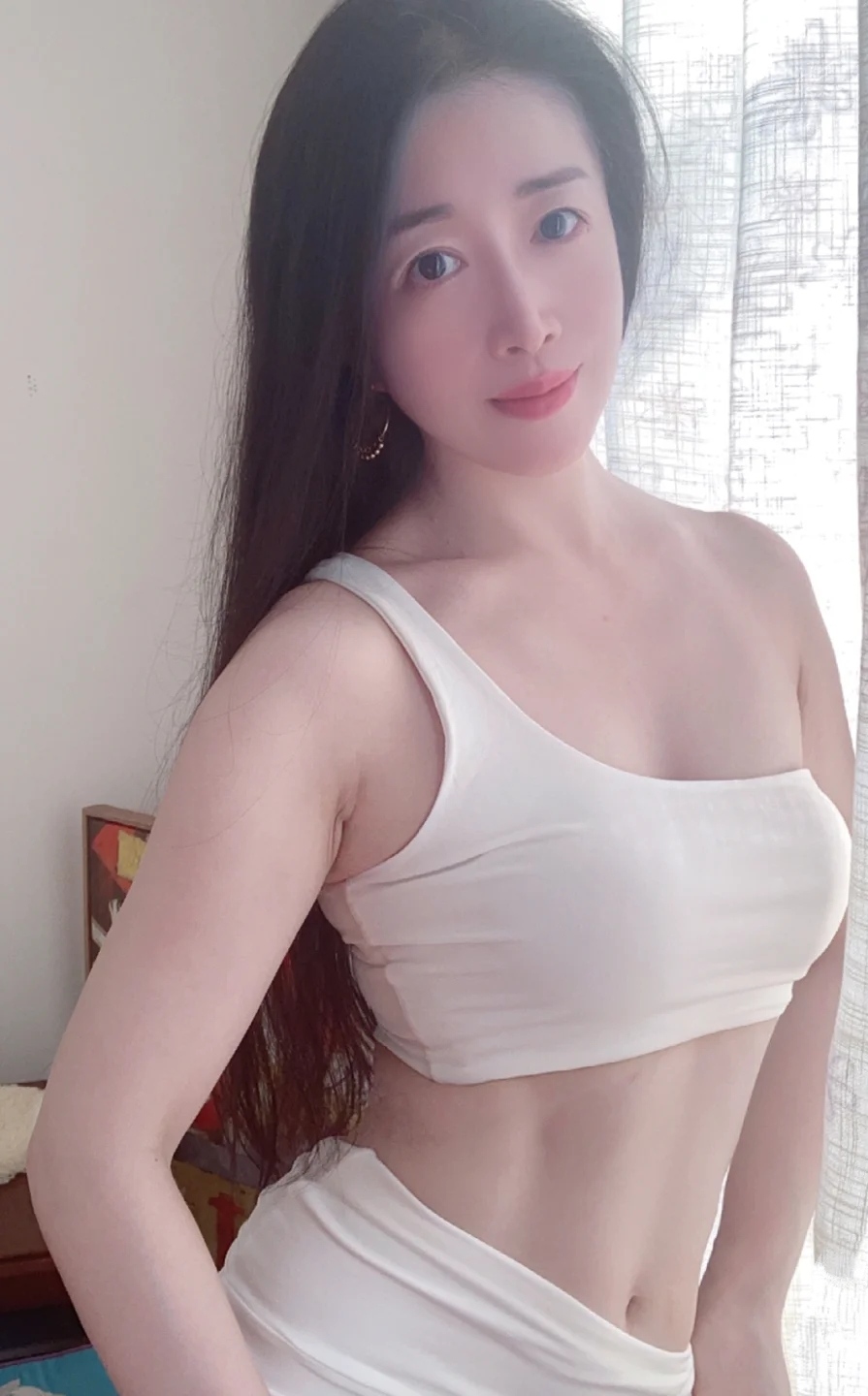 四十一岁白天鹅，老蚌生珠如少女