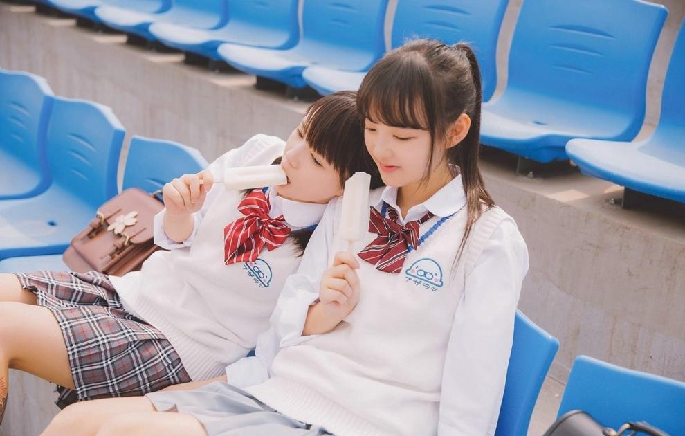 清纯甜美学生妹清新迷人姐妹花清新粉嫩阳光俏皮唯美时尚写真