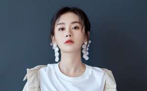 郑合惠子时尚靓丽写真图片桌面壁纸