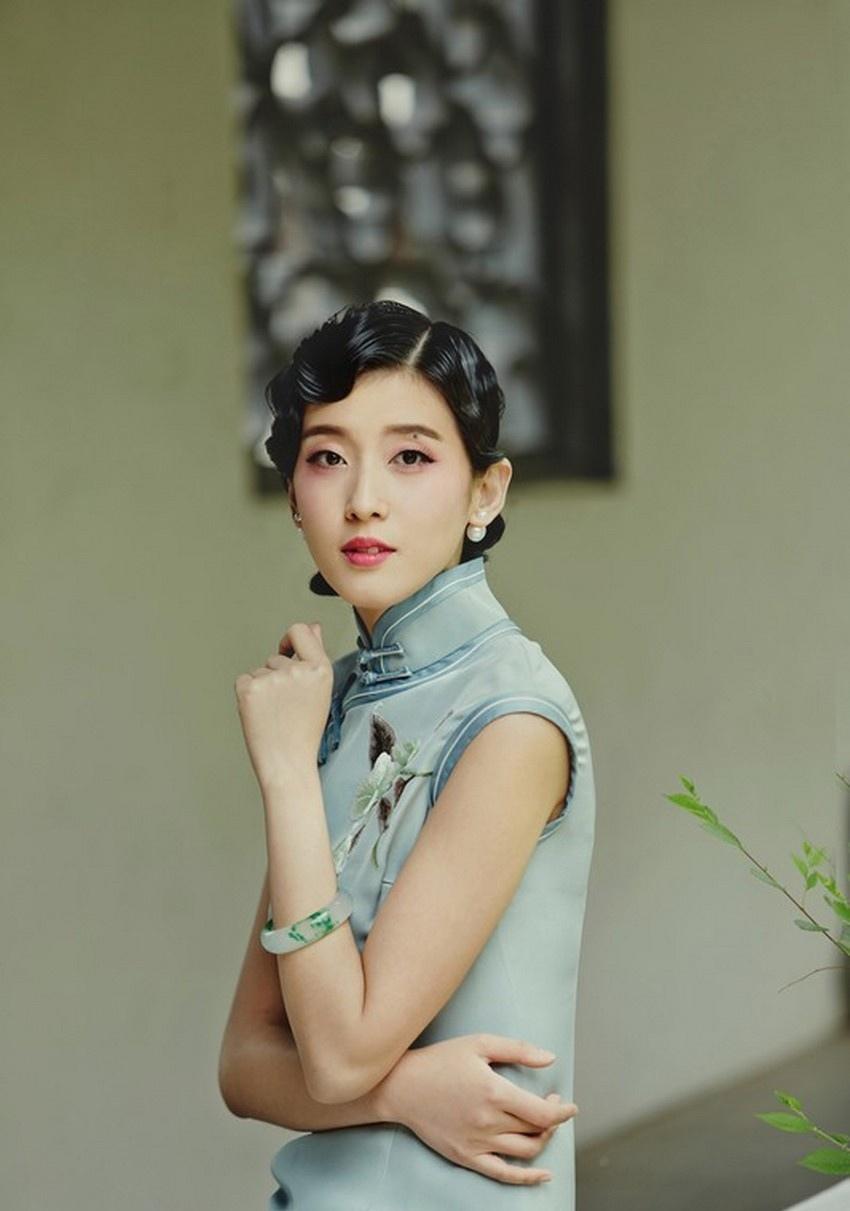 主播田甜旗袍大片写真大片
