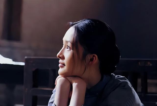《白鹿原》中最美女人田小娥,她结局凄惨因为什么?漂亮?放荡?