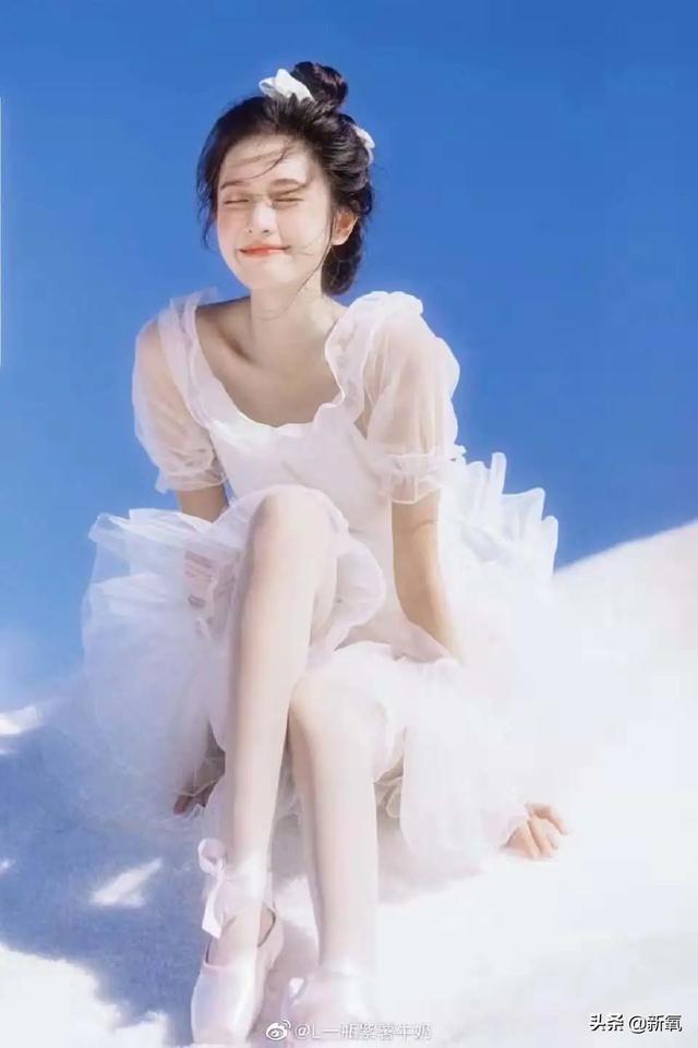 这张忧郁的甜妹脸,随便一张都是会被美少女们拿来做头像的程度