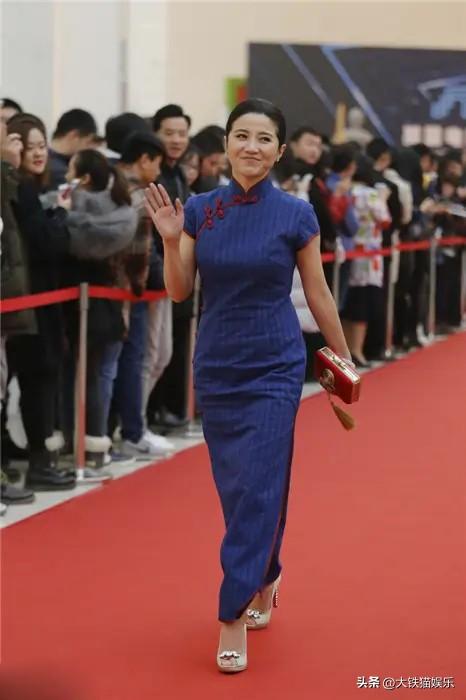 恭喜!女星红毯斗艳“风向”变了,捂得严实还艳压群芳,才是真美