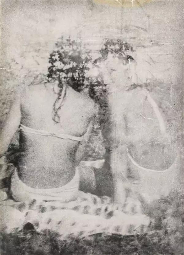 论偷拍美女,我只服他!就算设备简陋,也不能阻止他爱美女