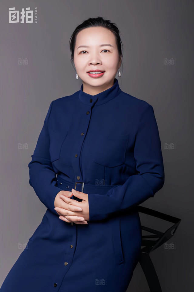 我,农村女生,高中毕业进厂打工,自学法律后,在上海开了家律所