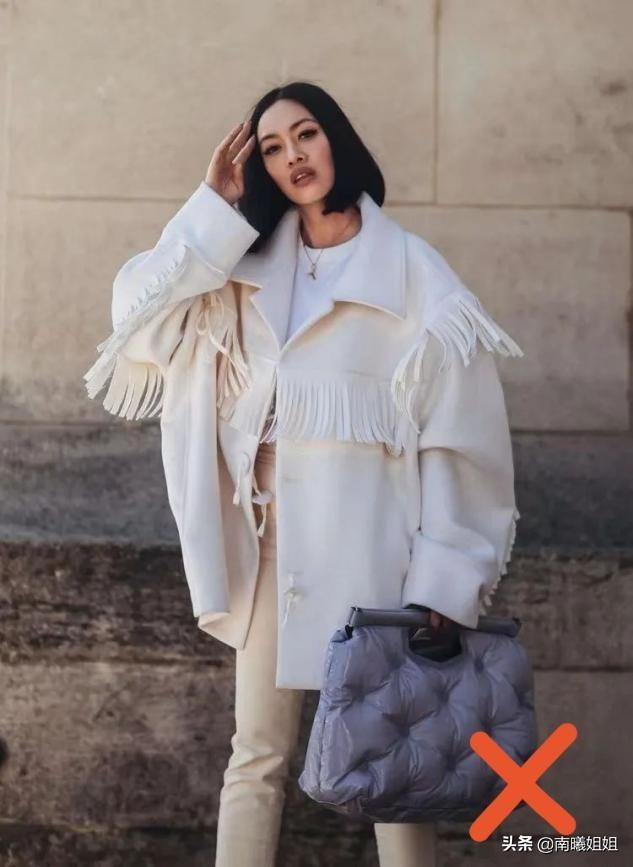脸大、脸宽的女生别再留“中分”了!这几款发型,才是真的显脸小