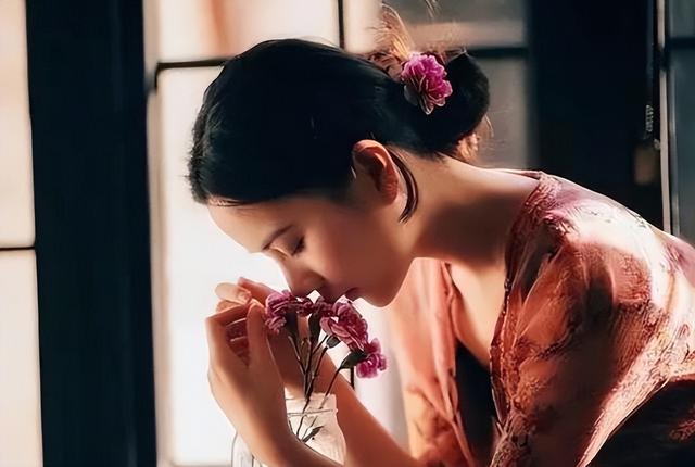 心理学家:女人的人生从四十岁开始,希望你早点明白这些事
