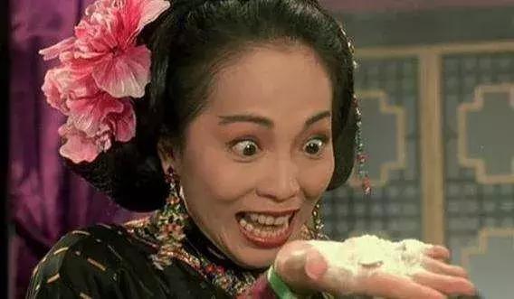 男生最想知道的事!女生宿舍夜聊,除了男人都聊什么?