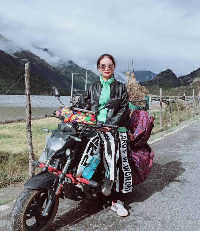 女子骑行千里,寻到失散了32年的生母,得知生母当初是被拐来的