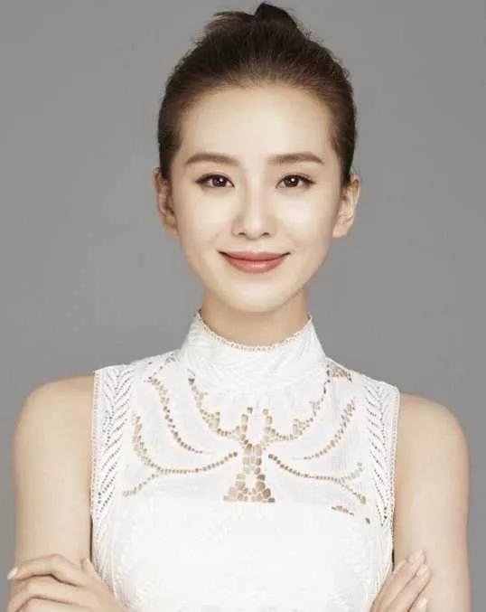新鲜出炉的十大美女排名,第二名充满异域风情,你认同吗?