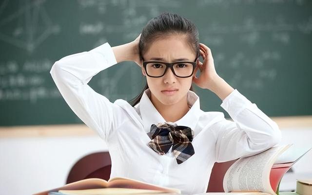 青春期是女孩的“危险期”?三条界限要守住,有女儿的父母多重视