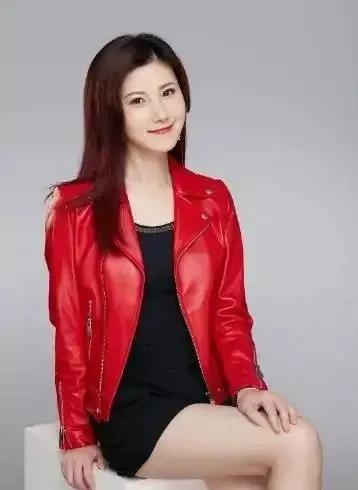 广东十大美女主持人,美貌与智慧并重的才女,比明星还漂亮的主播