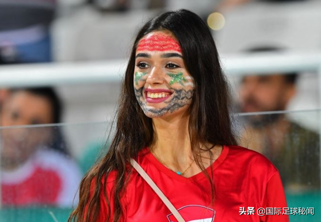 亚洲杯难得一见的各国美女球迷,东西亚美眉齐聚球场