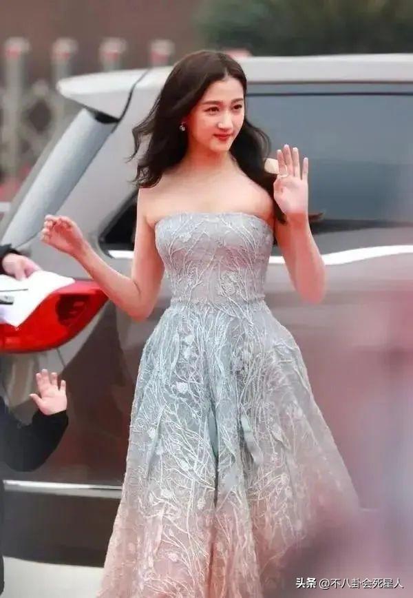 9位大骨架女星走红毯,穿对了风情万种,穿错了就是灾难现场