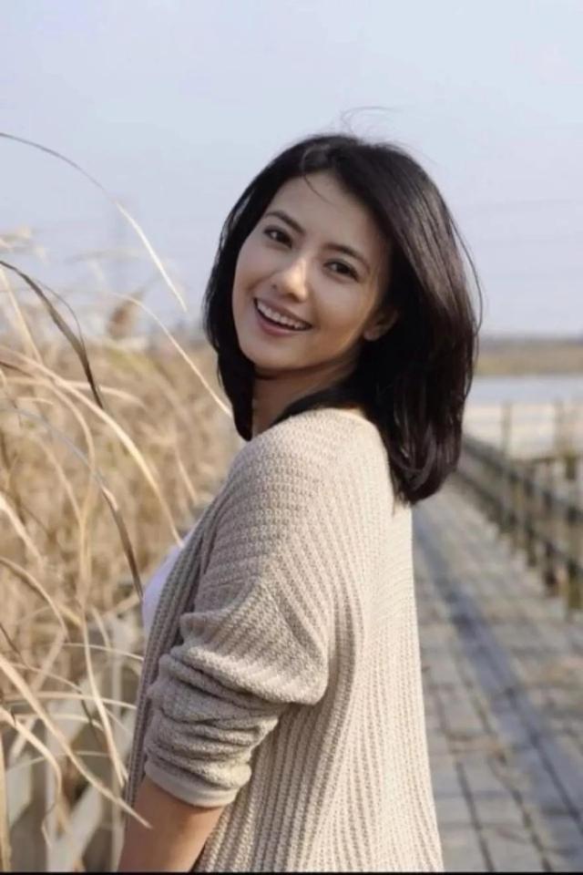 新鲜出炉的十大美女排名,第二名充满异域风情,你认同吗?