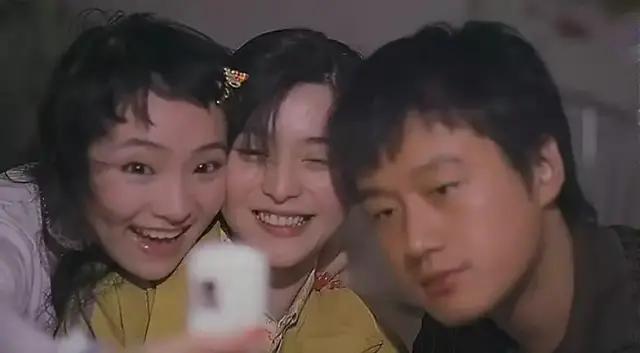 离开央视,卖房拍电影,因三级片大火,她成了内地最叛逆女导演