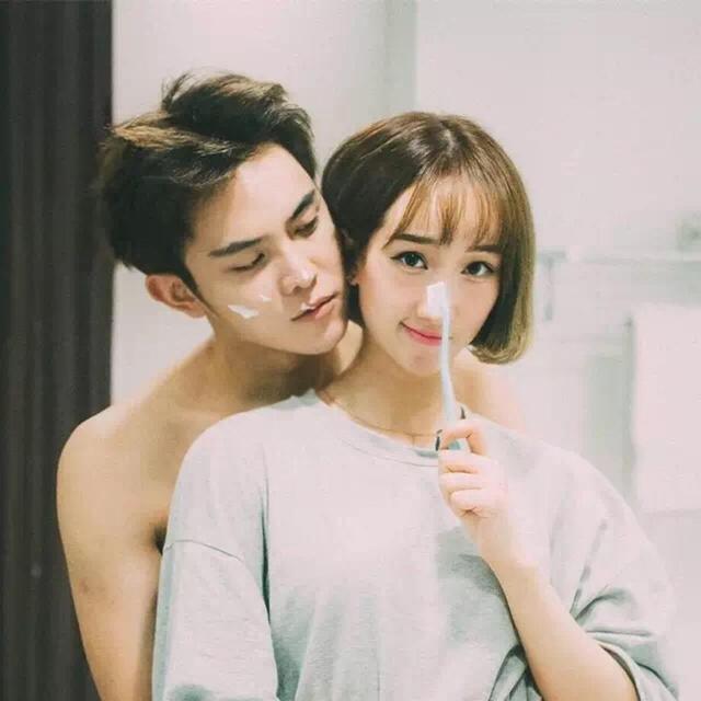 《伤痕》:没有在深夜里独自流泪的女人,也许听不懂林忆莲这支歌