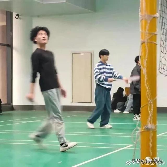 令人意想不到的奇葩表白墙,哈哈哈哈场面一度控制不住