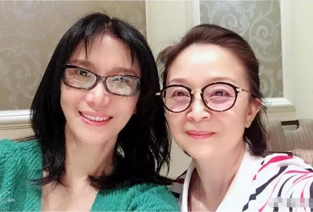 89年《篱笆女人和狗》:你还记得这部好剧和剧里的歌么?