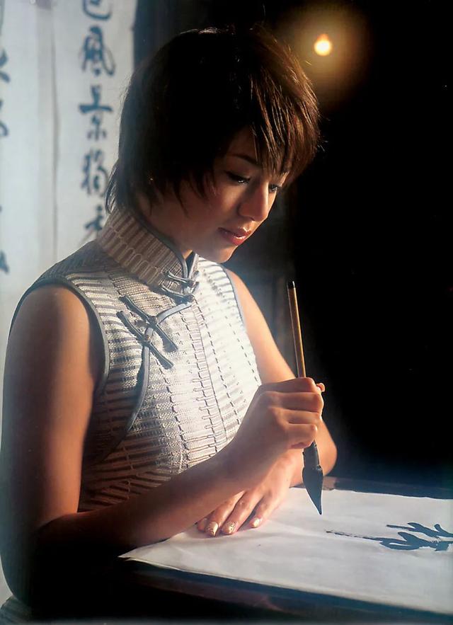 2021日本女生评选的10大最美女星,石原里美仅排第7,第1名没争议