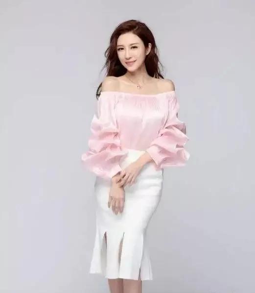 广东十大美女主持人,美貌与智慧并重的才女,比明星还漂亮的主播