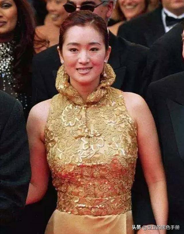 旗袍如照妖镜,看看这17位女星,谁最惊艳,谁像偷穿大人衣服?