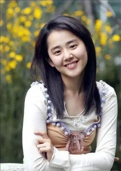那些年被评为韩国最美的十大女星,宋慧乔仅排第七,金喜善垫底