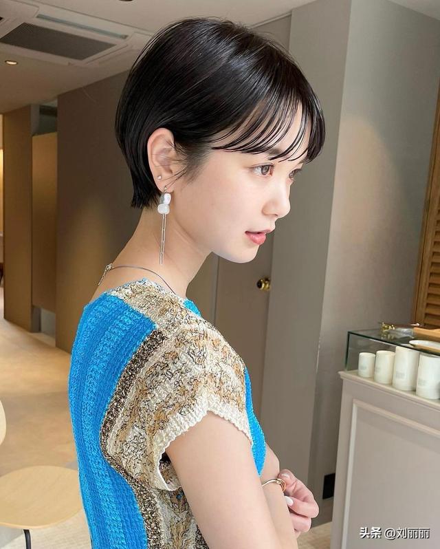 最美女士发型有哪些?推边头波波头大波浪,效果全都很不错