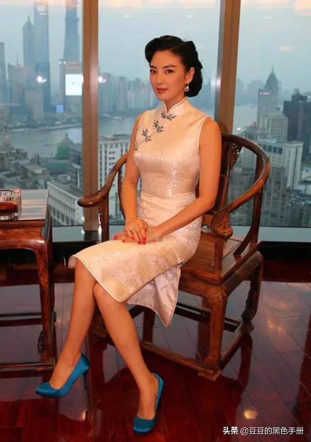 旗袍如照妖镜,看看这17位女星,谁最惊艳,谁像偷穿大人衣服?