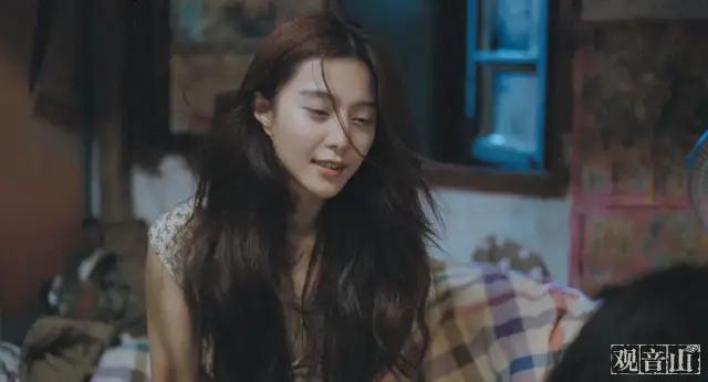 离开央视,卖房拍电影,因三级片大火,她成了内地最叛逆女导演